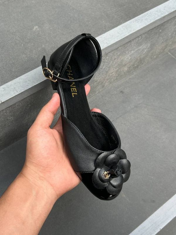 CHANEL karopka dacument trend madel CHANEL karopka dacument trend madel
