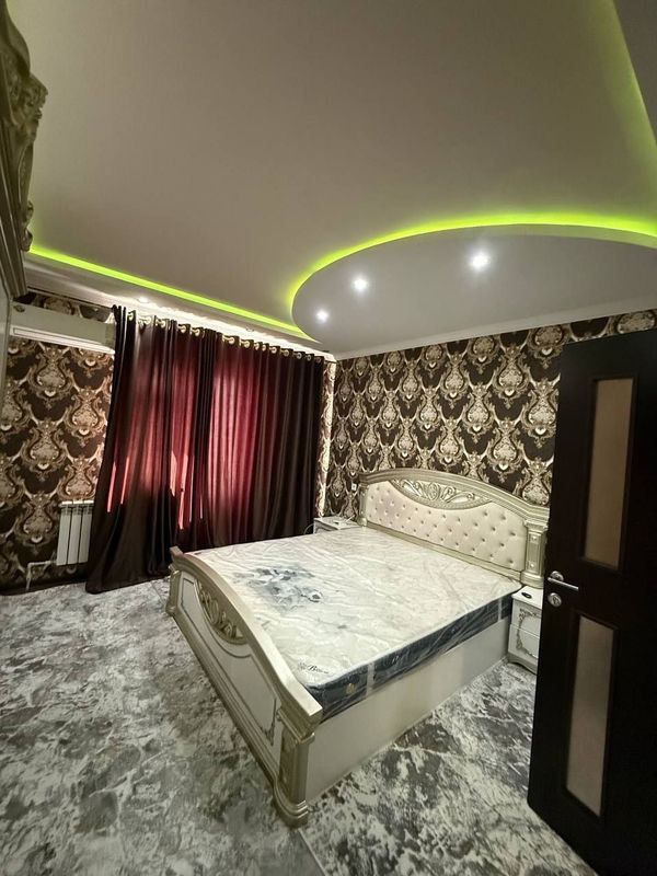 Кунлик квартира берилади