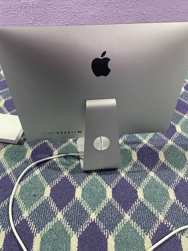iMac 18,1 2017 yangi holatda iMac 18,1 2017 yangi holatda