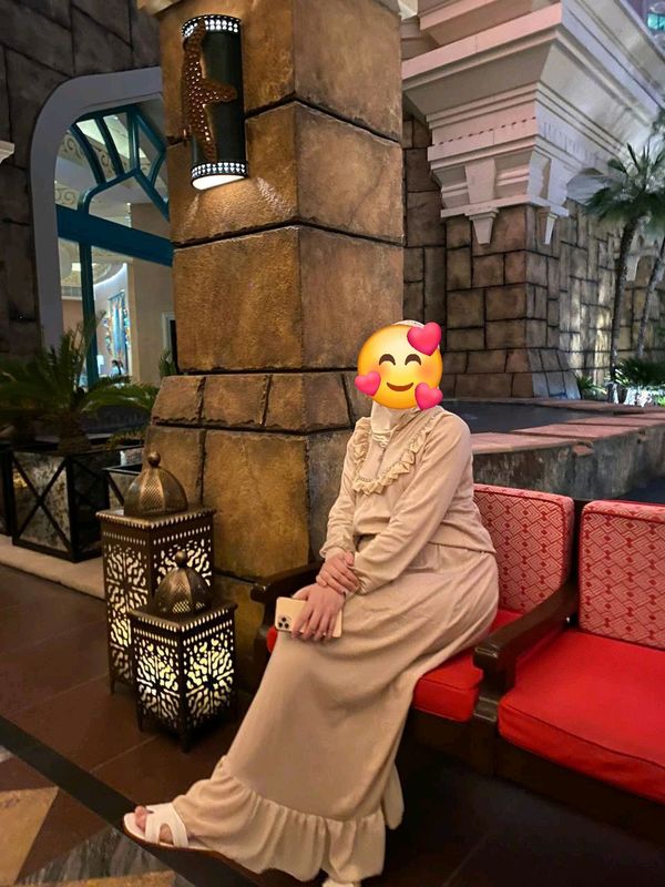 Dubayga kiyganman faqat 100min Dubayga kiyganman faqat 100min