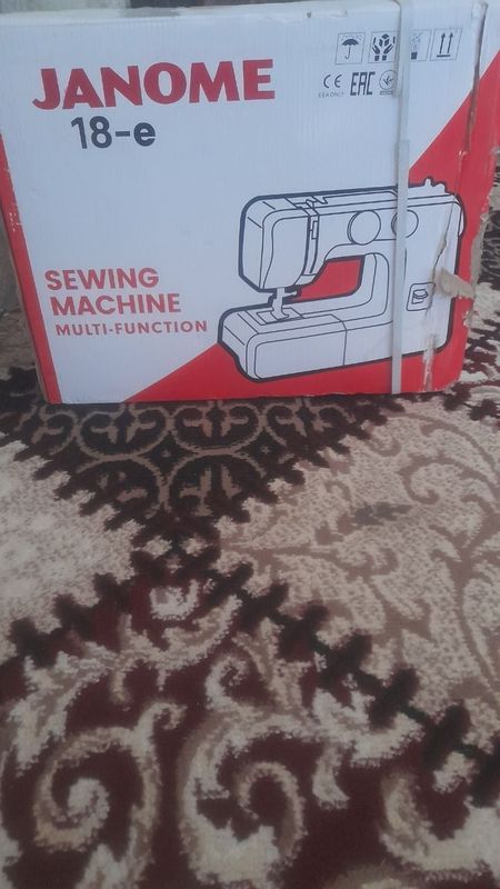 Janome 18-e tikuv mashina