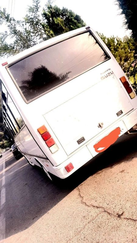 Исузу HC 40 автобус