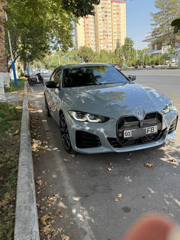 Bmw i4 edrive 40 Bmw i4 edrive 40