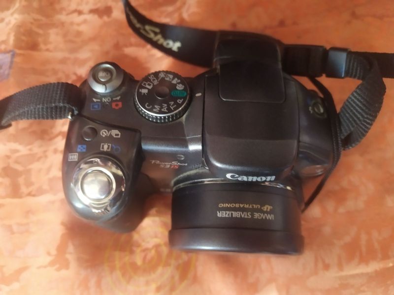 Продам фотоаппарат canon