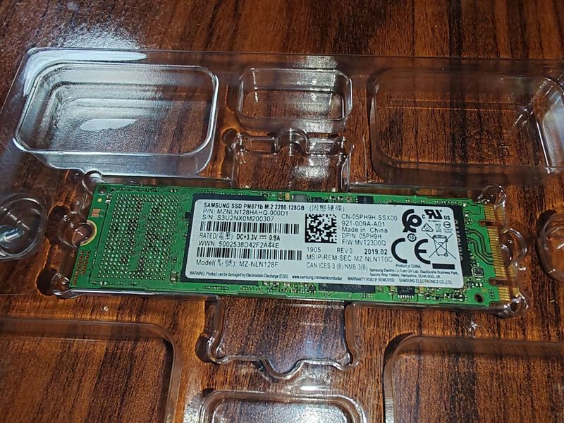 Samsung SSD M. 2. 128 Gb