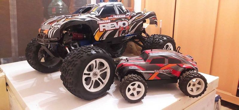 Traxxas Revo 3.3