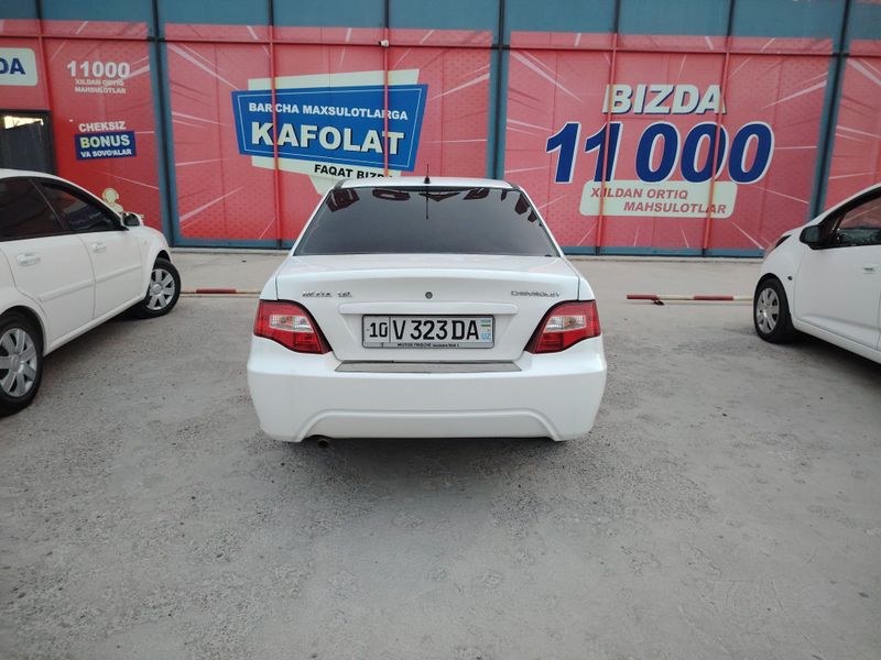 Holati ideal zur Holati ideal zur