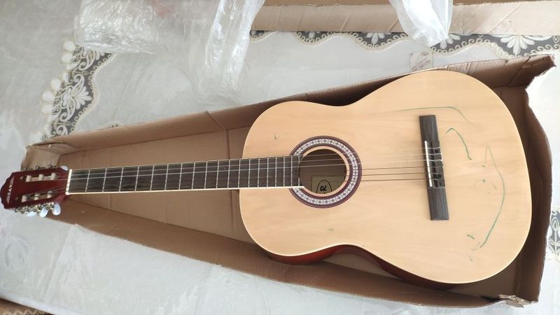 Gitara sar yengi