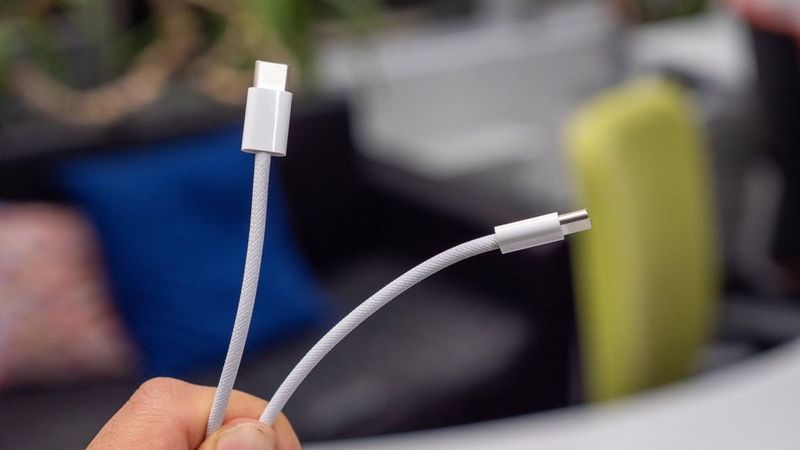 Usb-C Зарядка кабель iphone 16 Pro/15 Pro Max Usb-C Зарядка кабель iphone 16 Pro/15 Pro Max