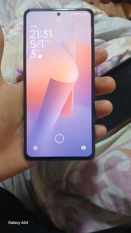 Redmi note 13 bor