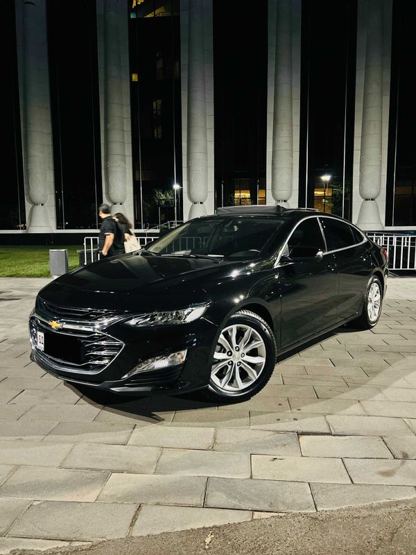 Srochni sotiladi Malibu 2 Premier full 2022 qora