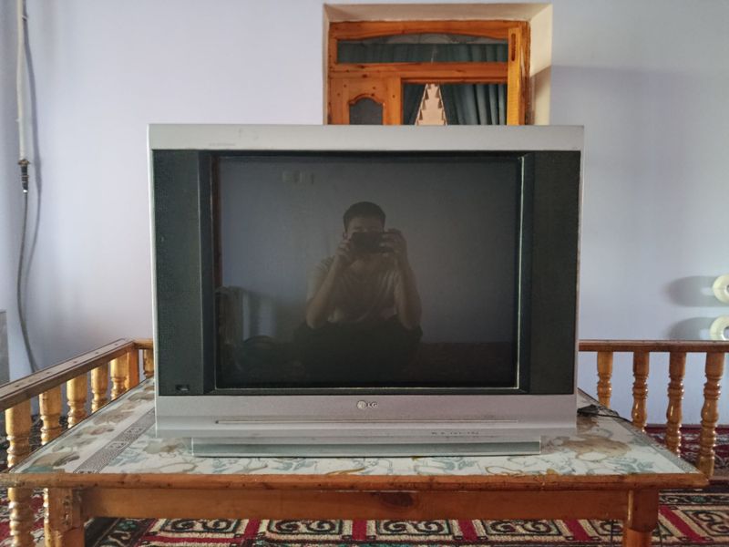 LG Televizorlar sotiladi LG Televizorlar sotiladi