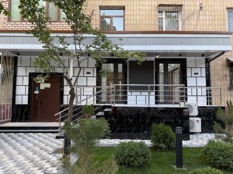 Помещение 90m2 под офис ор-р ЦУМ (школа 110)