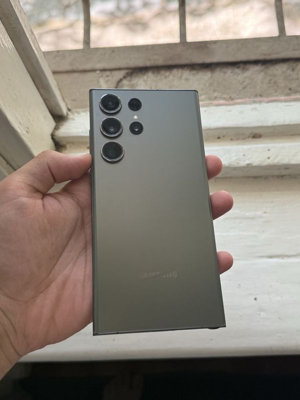 Samsung s23 Ultra duos 256gb ideal