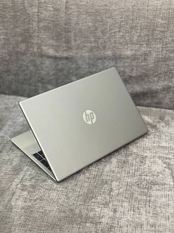 Hp laptop.