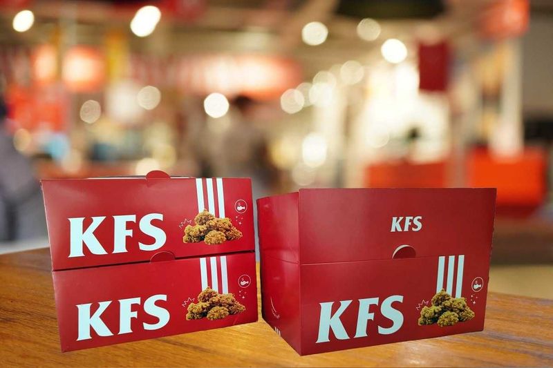 1KG va 05.kg KFC uchun tayyor korobkalar