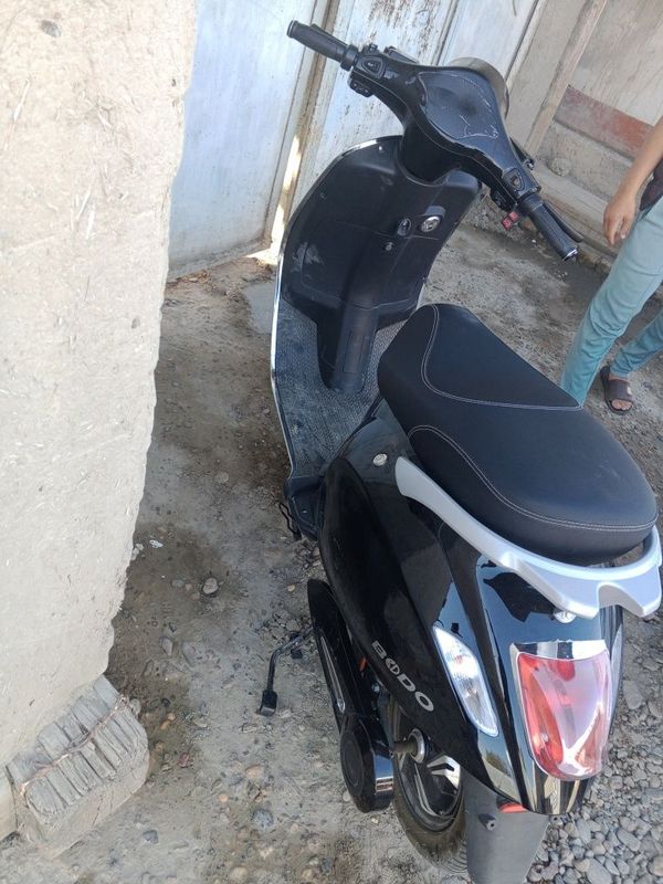 Moto skuter 5ta akunlyatorli holati alo