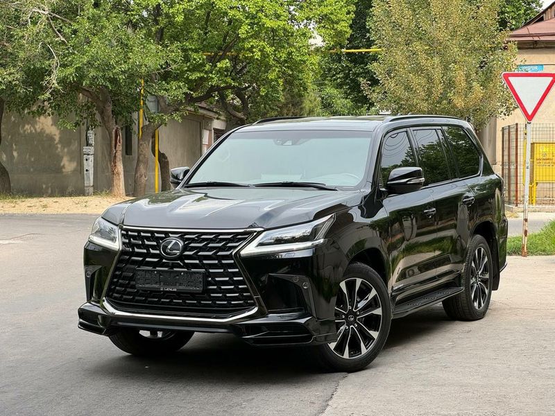 Lexus LX 570 продаётся Lexus LX 570 продаётся