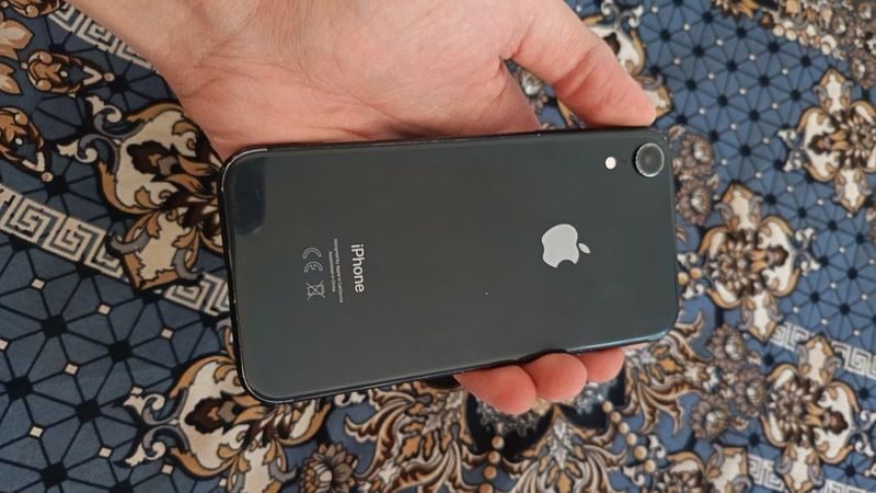 Iphone Xr 128gb.