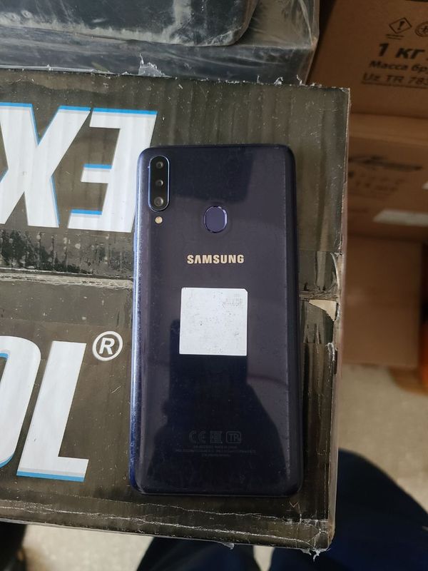 Samsung A20s sotiladi