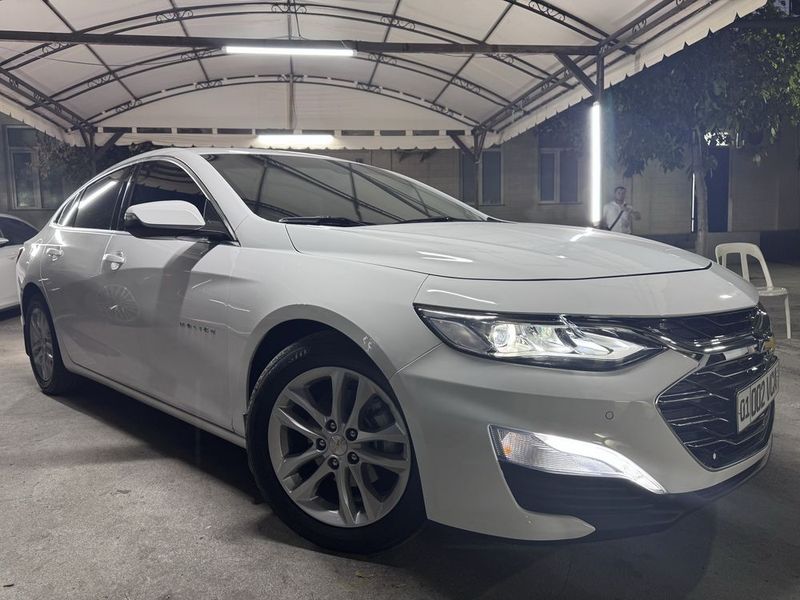 Malibu 2.4 /33000km Malibu 2.4 /33000km