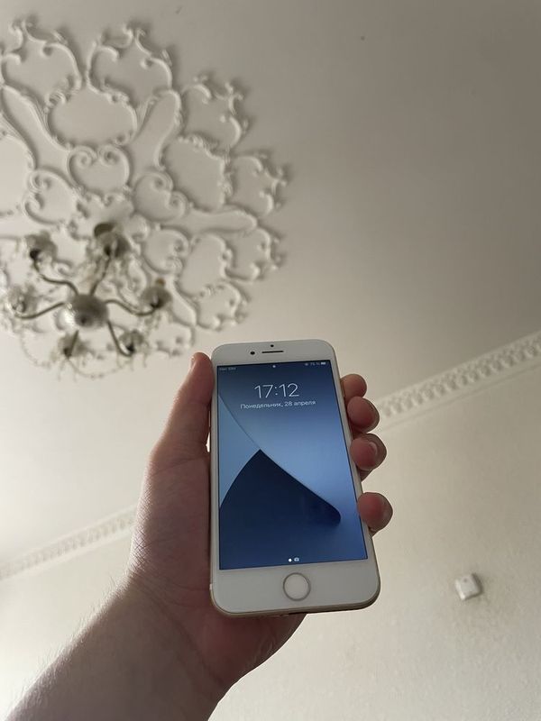 Iphone 7 с гарантией 32gb Iphone 7 с гарантией 32gb