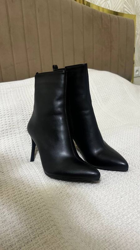 Nine west черные ботинки Nine west черные ботинки