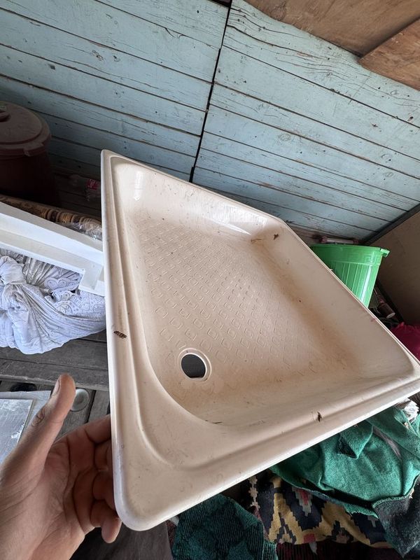 Poddon 90x90 yangi 2 ta bor bizga tushmadi shunga sotamiz