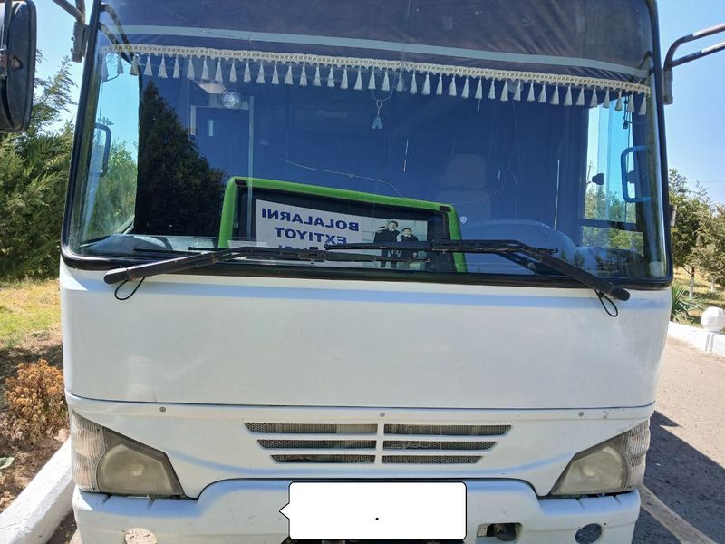 Avtobus sotiladi Avtobus sotiladi