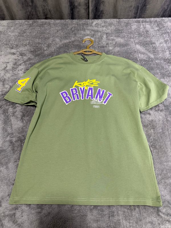 Футболка Cobe Bryant Size XL Футболка Cobe Bryant Size XL