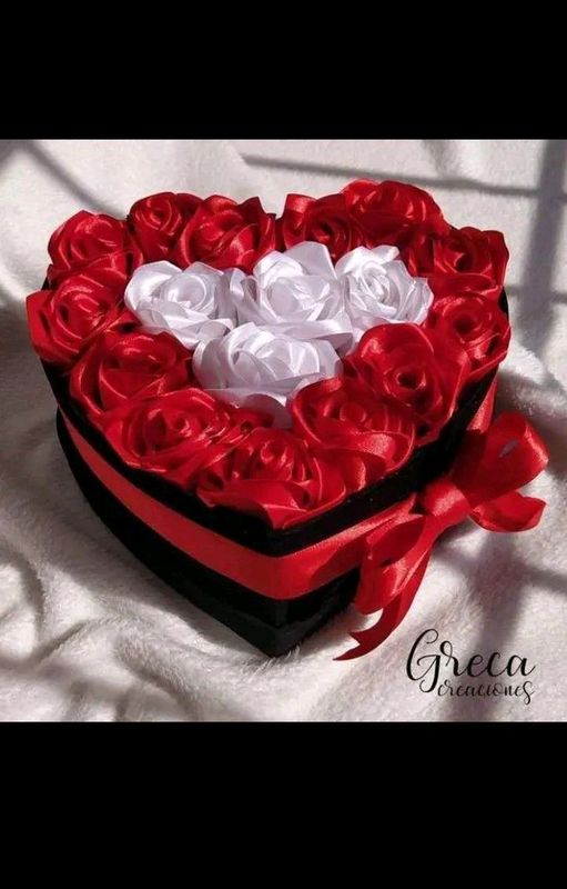 Xushboʻy iforli gullar faqat bizda Xushboʻy iforli gullar faqat bizda