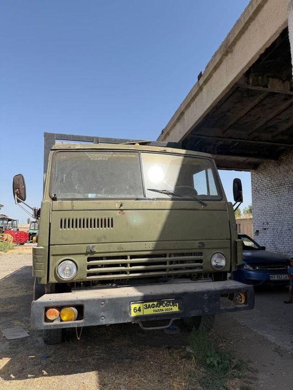 Kamaz sotiladi srochna