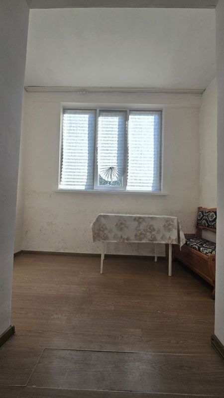 Срочно аренда 1 комнатная квартира в городе Чирчике