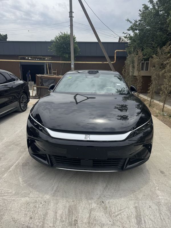 BYD han ful 701 km BYD han ful 701 km