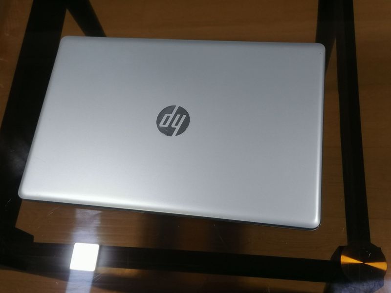 Noutbuk hp core i7 - 8550 Noutbuk hp core i7 - 8550