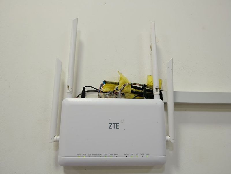 ZTE роутер GPON optika F6600P ZTE роутер GPON optika F6600P