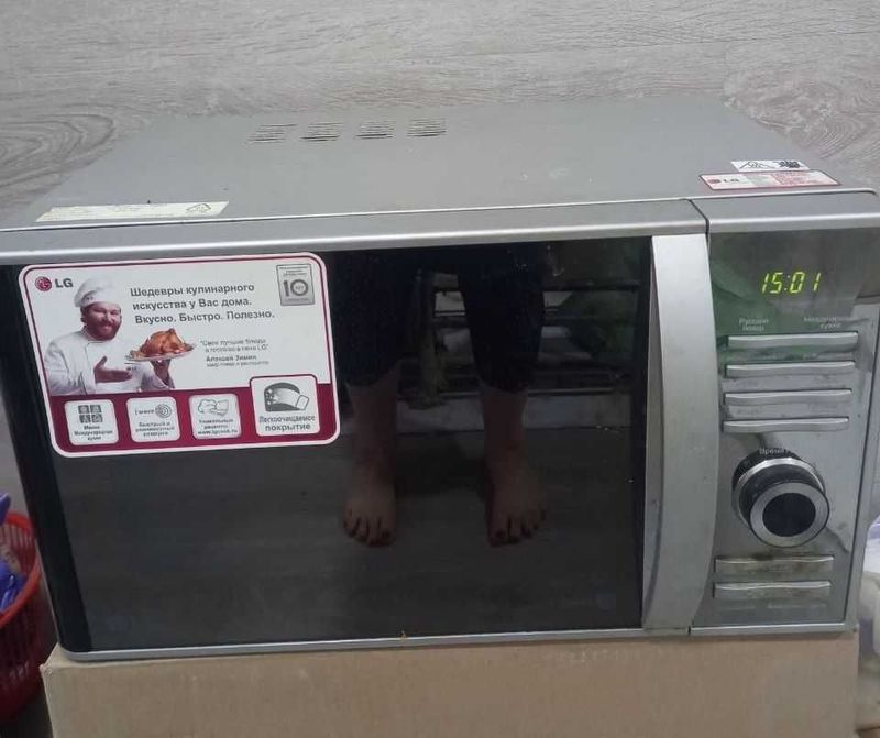 Микроволновка LG Микроволновка LG