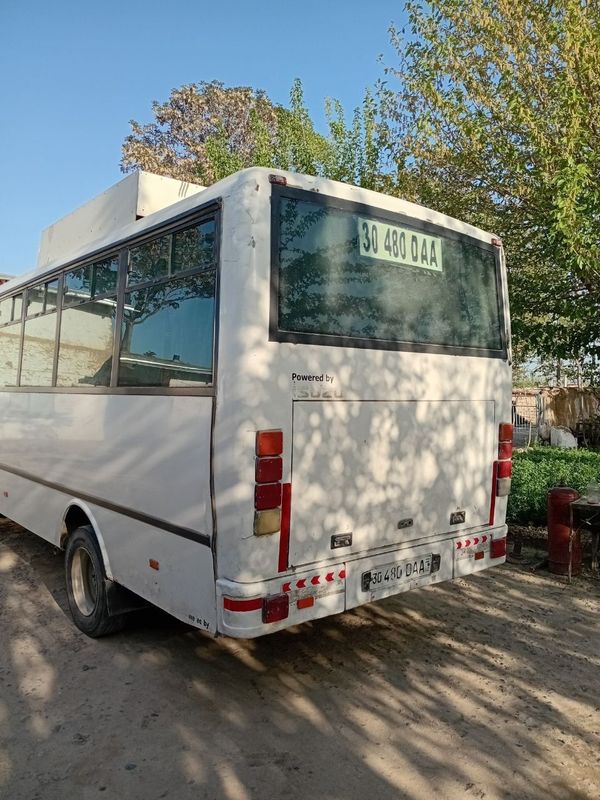 Isuzi np 21 aftobus 2011 Isuzi np 21 aftobus 2011