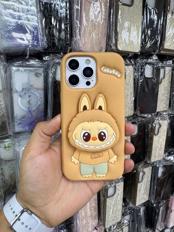Labubu chexol iphone