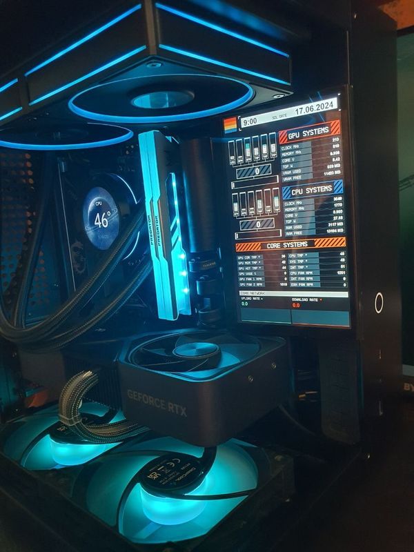 Корпус Jonsbo TK-1 с системой водяного охлаждения ID-cooling SL240 Корпус Jonsbo TK-1 с системой водяного охлаждения ID-cooling SL240