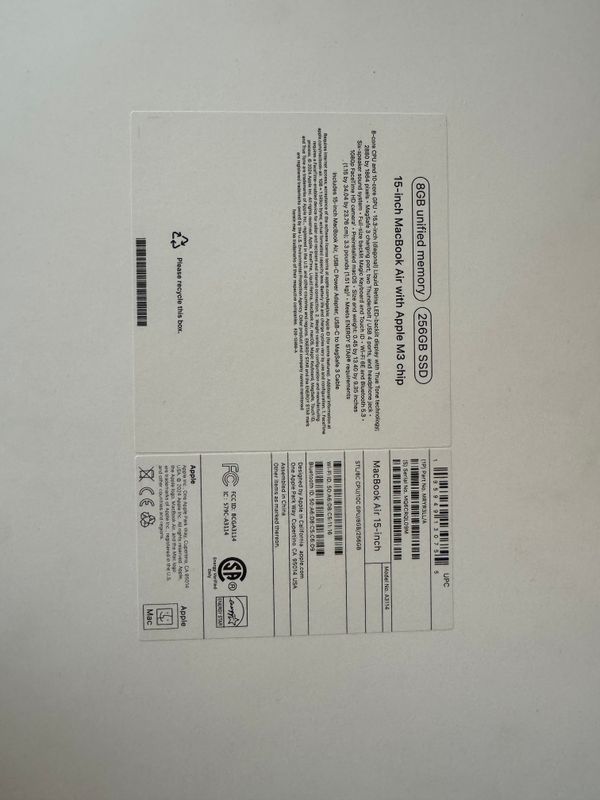 Macbook Apple 15 inch made in America (yangi) Macbook Apple 15 inch made in America (yangi)