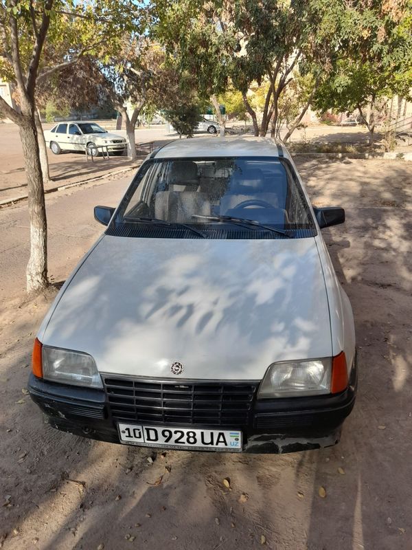 Opel kabett (nexya)