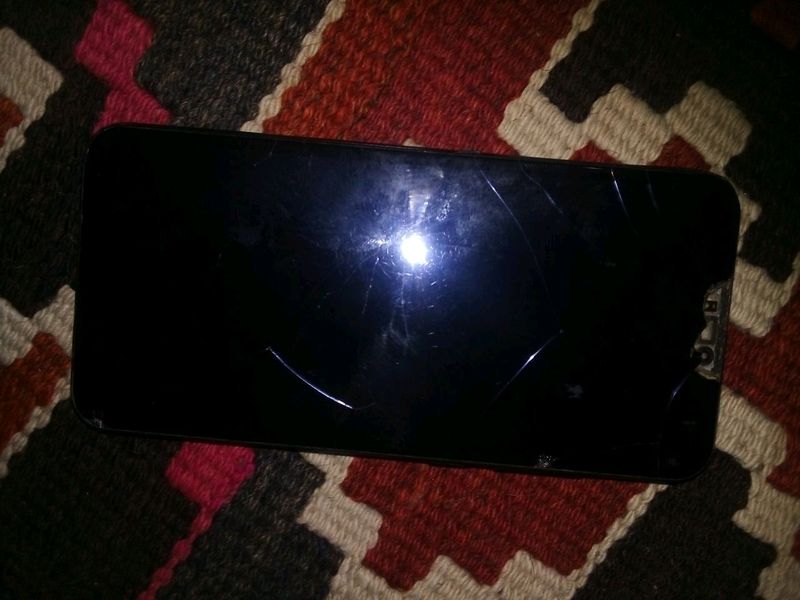 redmi 6 pro xotira 64 vapshe qotmaydi ekrani singa redmi 6 pro xotira 64 vapshe qotmaydi ekrani singa