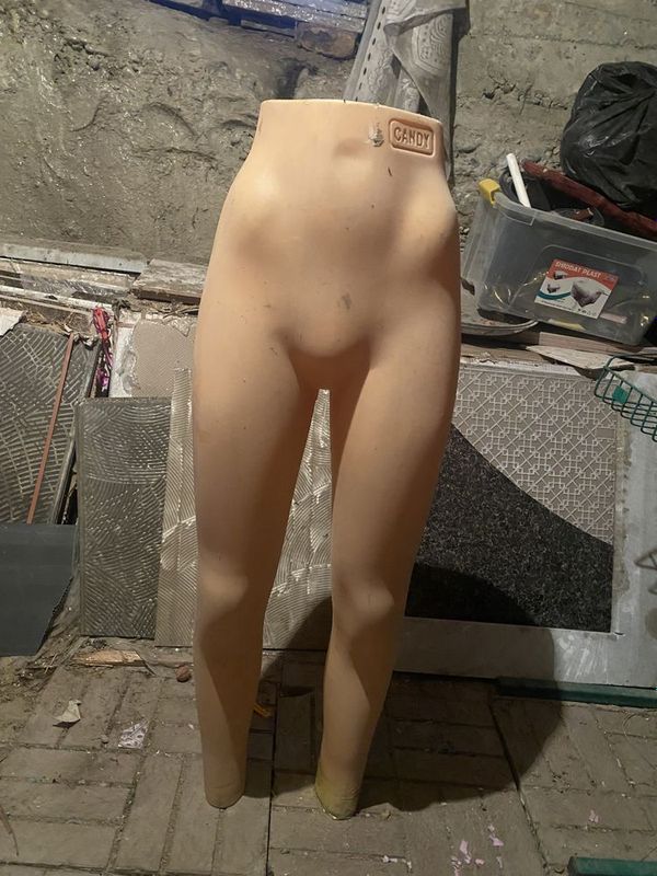 Manikent kiyimlar uchun