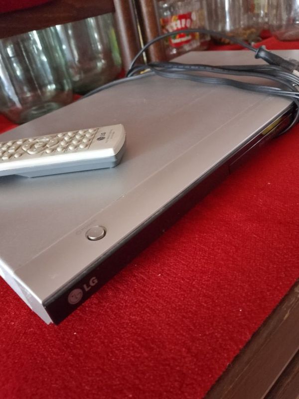 LG firma, DVD yangi, zor saqlangan LG firma, DVD yangi, zor saqlangan