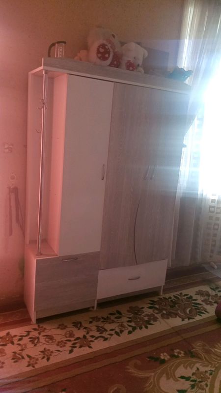 xolati yangi kitob javoni va bolalar shikafi