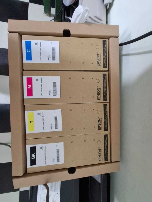 epson 5890 radnoy kraskasi sotiladi epson 5890 radnoy kraskasi sotiladi