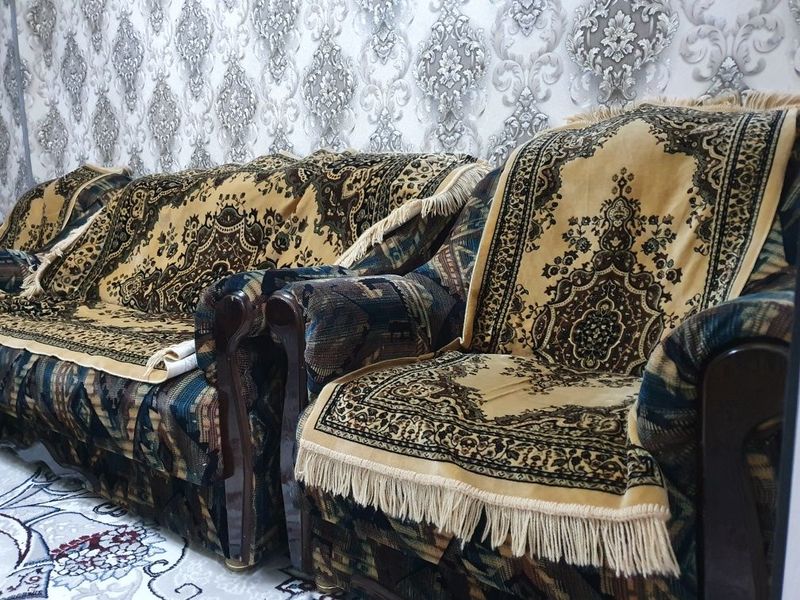 Трёшка диван. С двумя креслами. Трёшка диван. С двумя креслами.