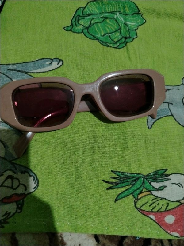 Prada ochkey