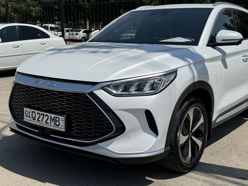 BYD Song Plus DMi 2 flagship gibrid BYD Song Plus DMi 2 flagship gibrid
